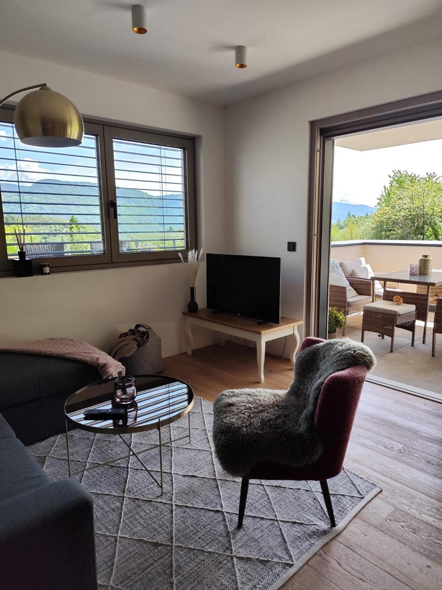Janas Bolzano Mountain Apartment Tesimo Luaran gambar